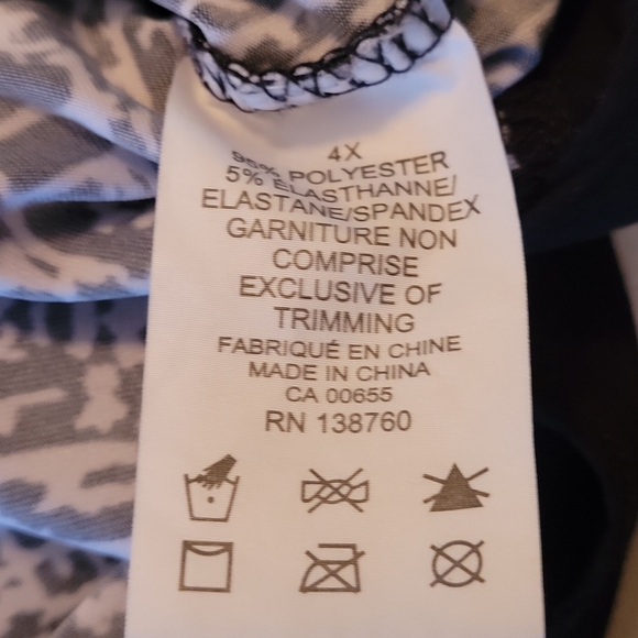 (4X)  Sleeveless blouse - Picture 2 of 4